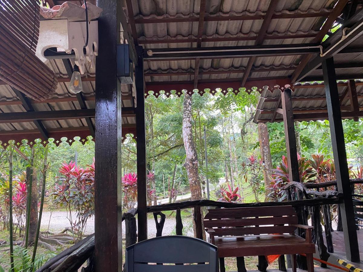 Rustic Chalet - Dahlia N Mawar At Sedim Vista Kulim Εξωτερικό φωτογραφία