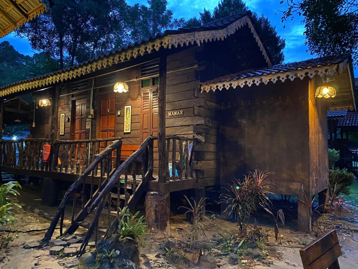 Rustic Chalet - Dahlia N Mawar At Sedim Vista Kulim Εξωτερικό φωτογραφία