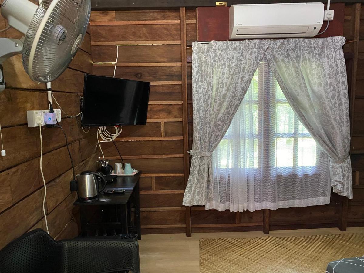 Rustic Chalet - Dahlia N Mawar At Sedim Vista Kulim Εξωτερικό φωτογραφία